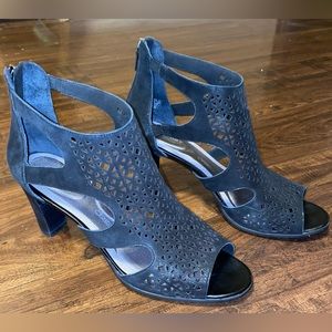 Rockport Total Motion Heels